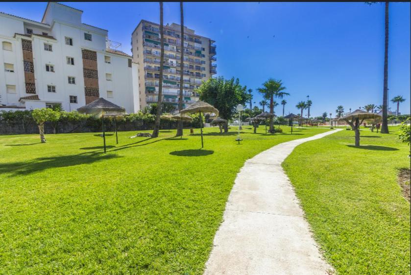 Apartamento En Benalmadena, Primera Linea De Playa Exteriér fotografie